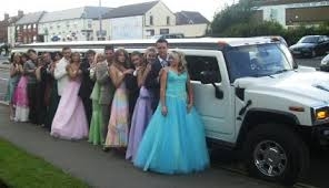 pams-pretty-limousines-prom